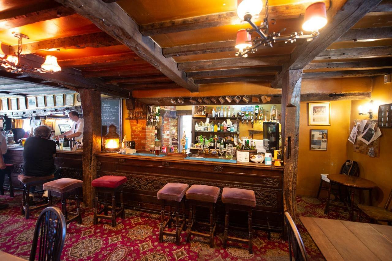 The Withies Inn Godalming Exterior photo