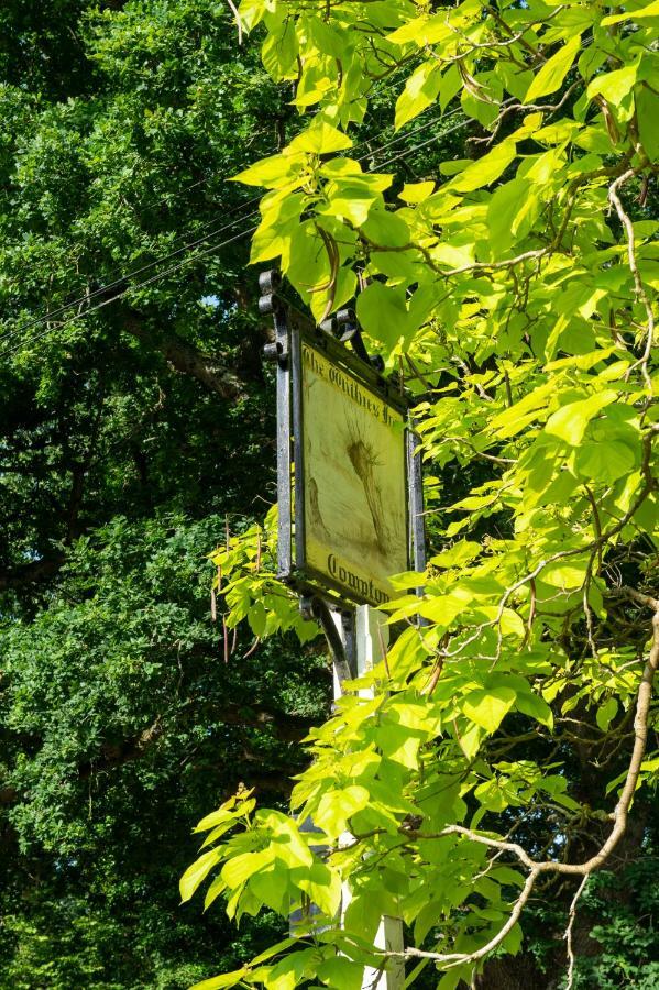 The Withies Inn Godalming Exterior photo